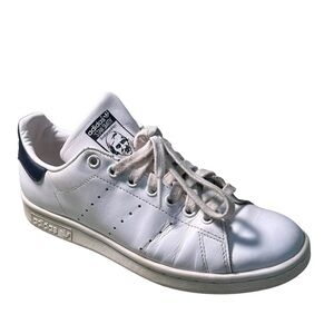 Adidas White and Navy Sneakers size 7